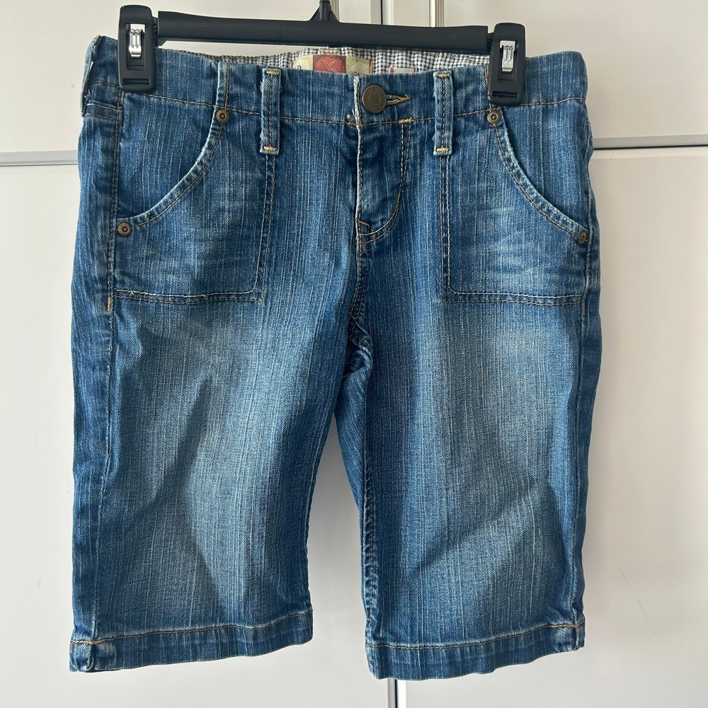 Old Navy Low Waist Denim Bermuda Shorts Blue Stretch Size‎ 2 Medium Wash Pocket